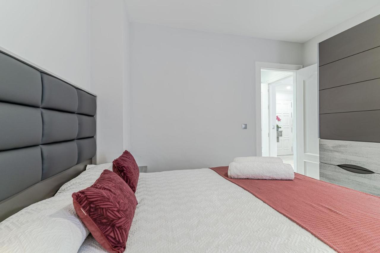 Apartamento Bazan กรานาดา ภายนอก รูปภาพ