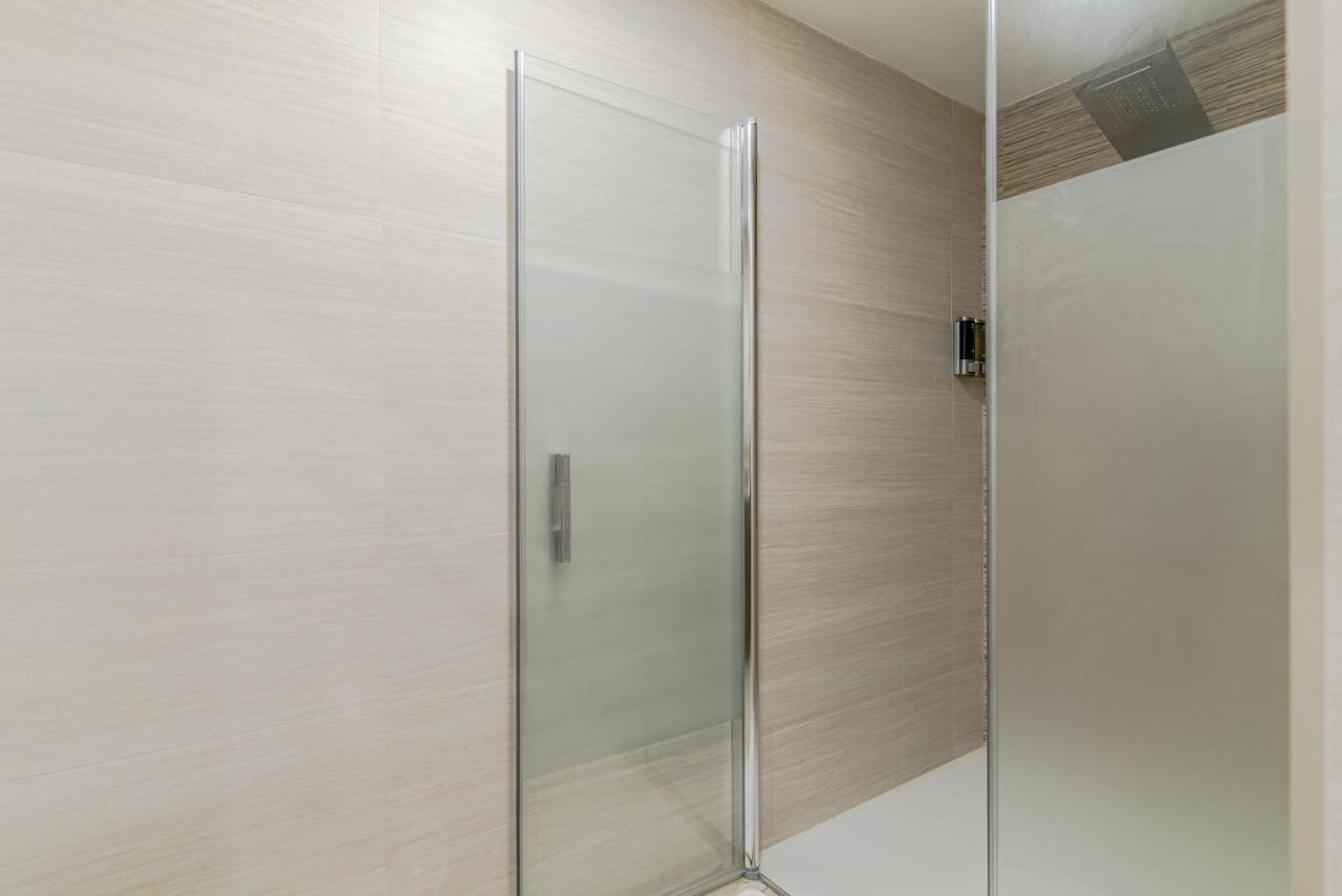Apartamento Bazan กรานาดา ภายนอก รูปภาพ