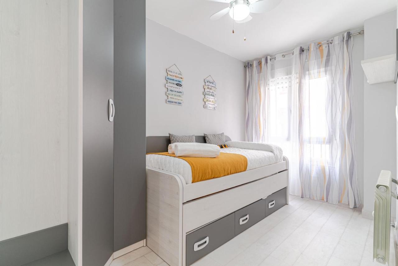 Apartamento Bazan กรานาดา ภายนอก รูปภาพ